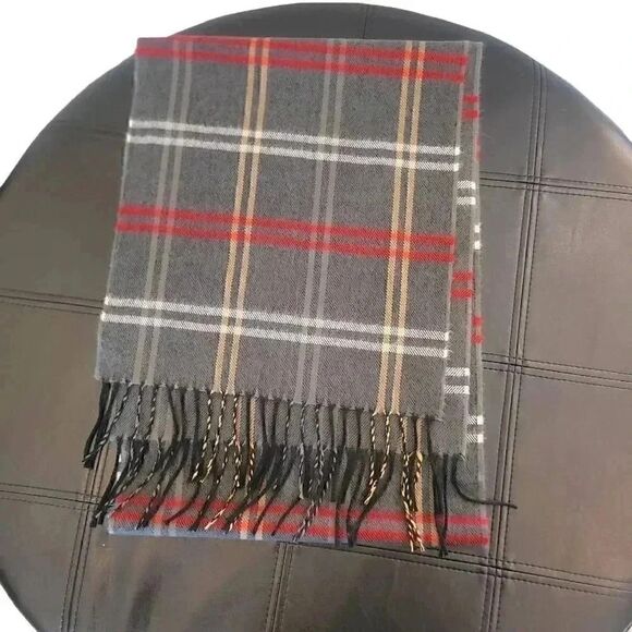 DNY Adult Softer than Cashmere Gray/Red Plaid w Fringe 12" x 66" EUC - Picture 2 of 7